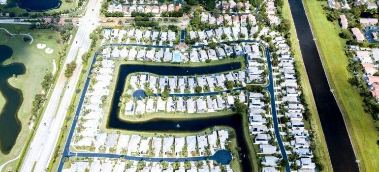 a row of homes in Deerfield beach FL